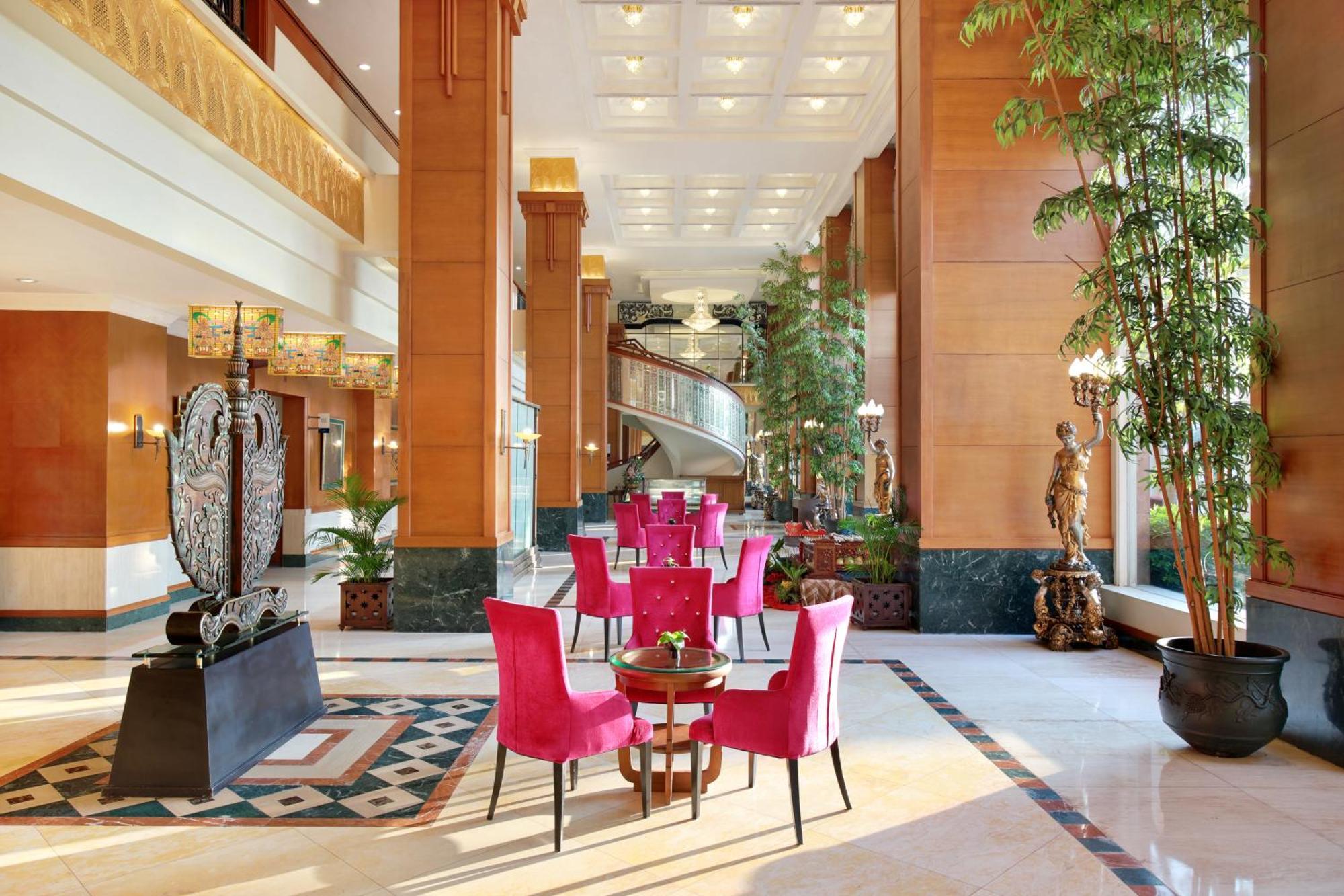 Novotel 4*